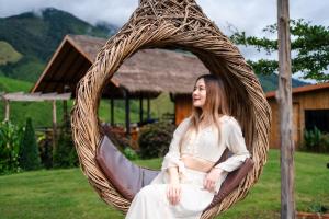 Whispering Mok At Sapan