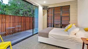 Clifton Beach House - Clifton Beach
