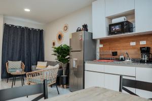 Modern house, 5 minutes from El Salvador Airport