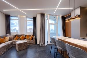 Petrovdom Apartments 18-196 in RC Manhattan City,Beresteiskyi 11