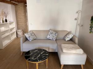 15min de Alquezar I Casa Felix Amplio Apt 2Hab, Gran Terraza & BBQ, Abiego
