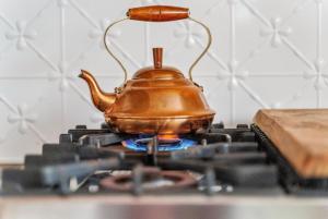 Cosy Family Farm Stay - Daily Animal Feeding