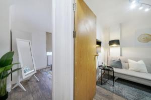 Ground Floor Budget Studio & 1Bed Apartments