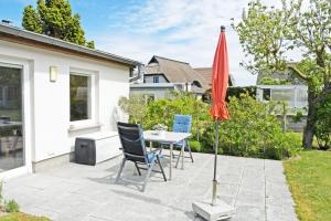 4 - Sterne Ferienhaus Am Brink mit Gartenter und Meerblick