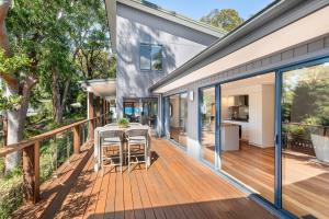 Serenity at Macs by Coast Hosting