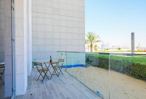 Crystal Escape 1BR Lagoon Access