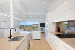 The Vista by Coast Hosting