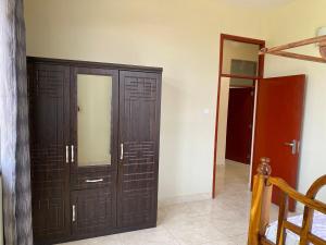 Zanzibar Manolo A class