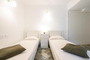 Fiorenza's charming beach house img17