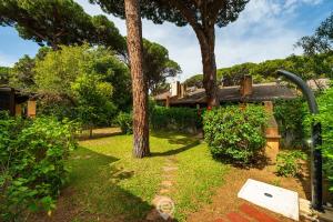 Fiorenza's charming beach house img20