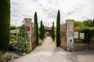 Hotels LA FERME DE LA HUPPE : photos des chambres