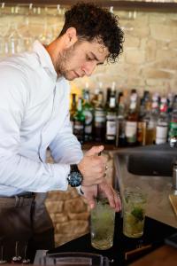 Hotels LA FERME DE LA HUPPE : photos des chambres