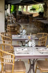 Hotels LA FERME DE LA HUPPE : photos des chambres