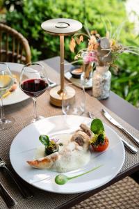 Hotels LA FERME DE LA HUPPE : photos des chambres