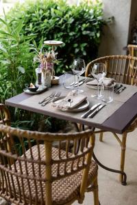 Hotels LA FERME DE LA HUPPE : photos des chambres