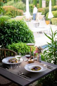 Hotels LA FERME DE LA HUPPE : photos des chambres