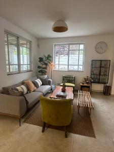 Stunning private house with yard