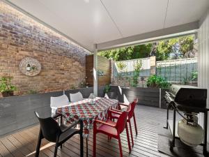 Peppi Hollow - 500 metres from the Prevelly beach