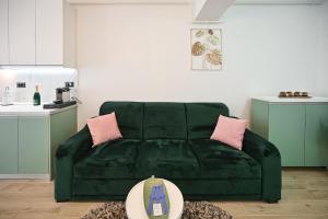 Sealand Apartment in Infinity Pool Spa Resort-parking