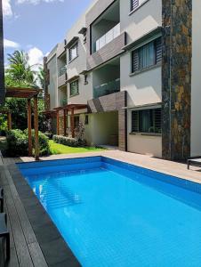 Appt neuf de 2ch ds Residence avec piscine, route côtière Grand Baie