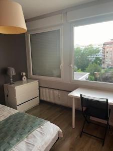 Appartements T2 Villeurbanne - parking : photos des chambres