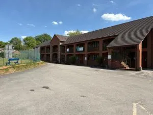 Tollgate Hotel & Leisure