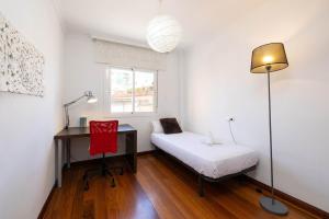 Spacious 3-Bedroom Apartment in Málaga
