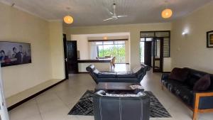 Ary Homestay Nyali - On Corral Drive