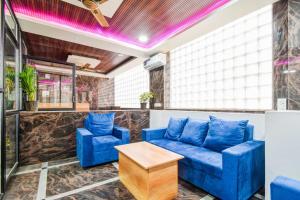 Super Townhouse Kokapet Near GAR