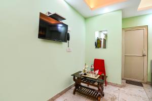 FabHotel JBL - Near Kolkata Airport