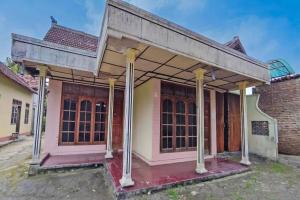 OYO Life 93662 Kost Pak Budi