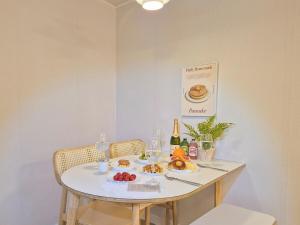 Peaceful moment in the heart of Seoul near DDP 명동