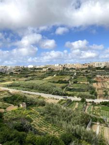 Luxury Apartment Valley Views B11