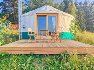 Glamping Niebiańska Osada Jurty Dolnośląskie