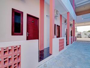 OYO 92946 Dekna Homestay Syariah