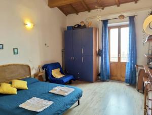 Bilocale in centro con vista mare