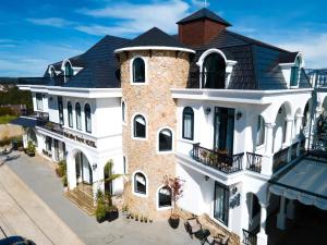 Đồi Mây Tuyết Hotel