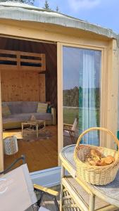 Glamping Niebiańska Osada Jurty Dolnośląskie