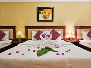 Pay Ocean Valley Hotel