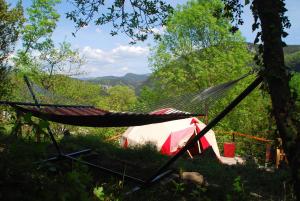 Tentes de luxe Tente tipi nature, calme, cascade et baignade a 10 minutes a pieds : photos des chambres