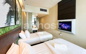 PJ Centrestage by Airhost