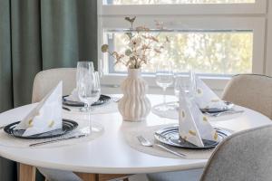 Calm Suite with Sauna and Free Garage - Heart of Lapland