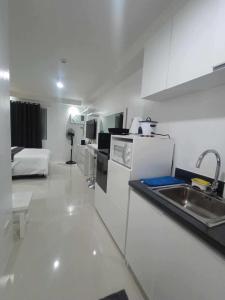 Stylish and Pristine Studio Unit At Persimmon Cebu