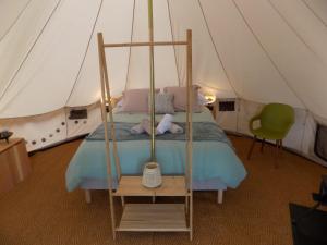 Tentes de luxe Tente familiale au bord de l-eau : photos des chambres