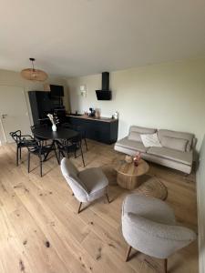 Maisons de vacances Maison renovee vue mer : photos des chambres