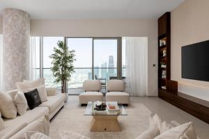 Maison Privee - Sky-High Elegance with Unrivaled Burj Khalifa Views