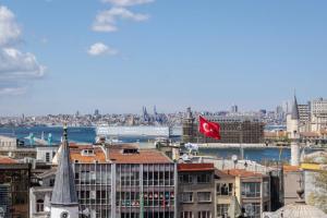 Elegant 3BD Bosphorus Views Chic Kadıkoy Home #384