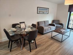 Modern & Spacious 1 Bed Apartment in Liverpool