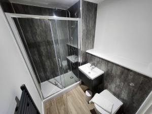 Modern & Bright 2 Bedroom Apartment in Liverpool