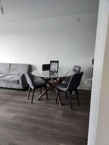 Modern & Bright 2 Bedroom Apartment in Liverpool